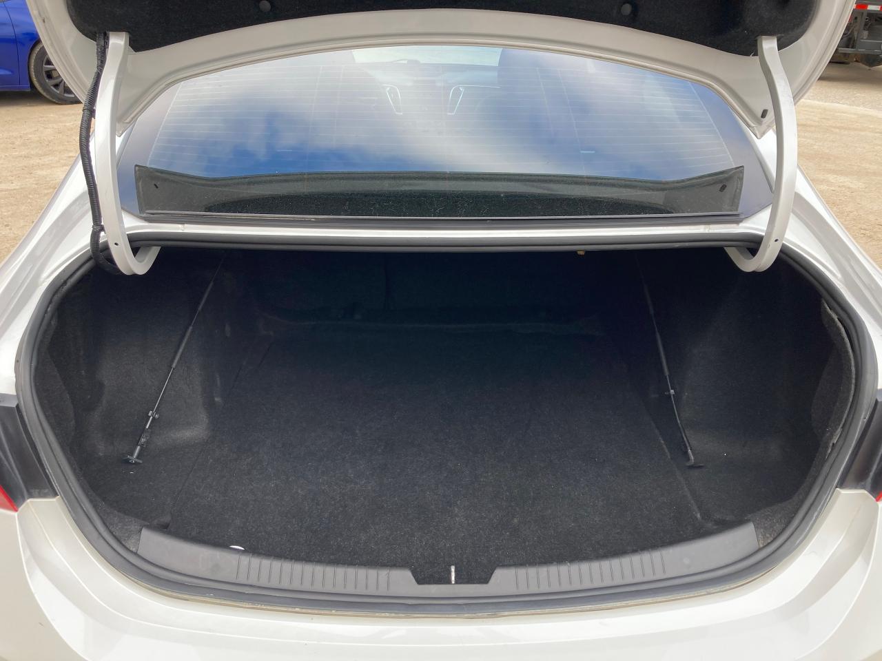 2018 Chevrolet Malibu LT - Photo #23