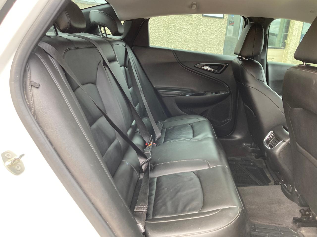 2018 Chevrolet Malibu LT - Photo #14