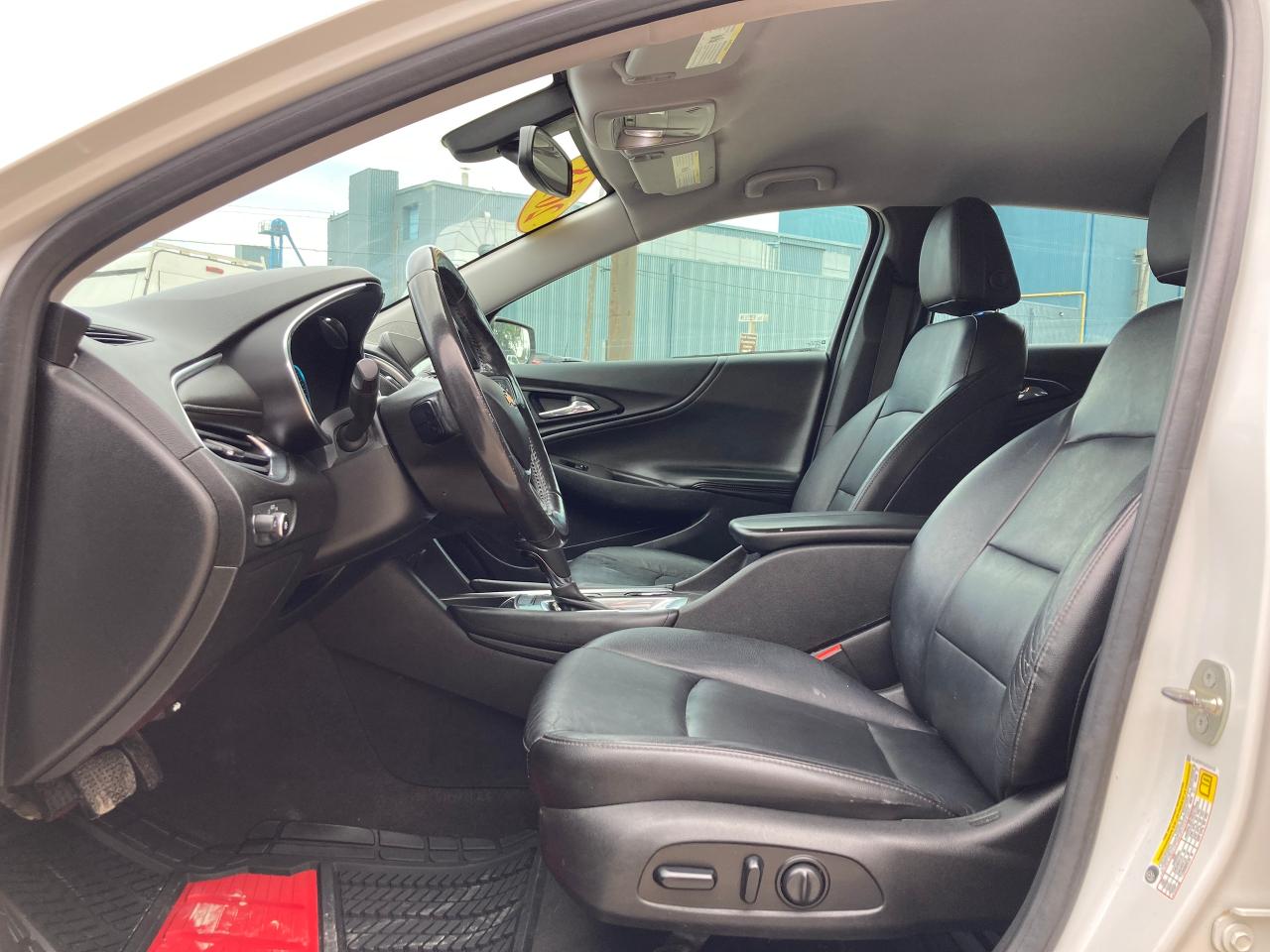 2018 Chevrolet Malibu LT - Photo #11