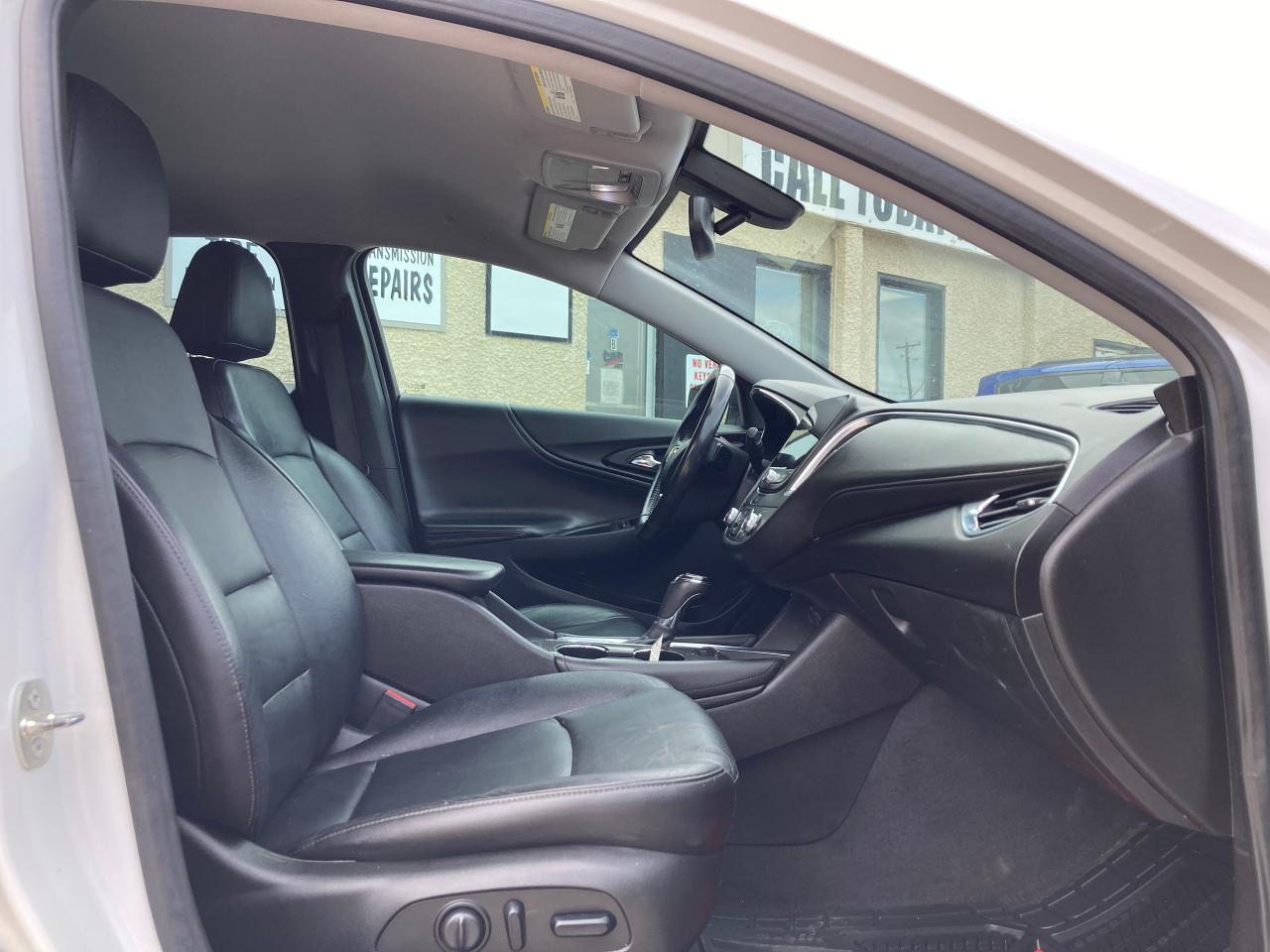 2018 Chevrolet Malibu LT - Photo #13