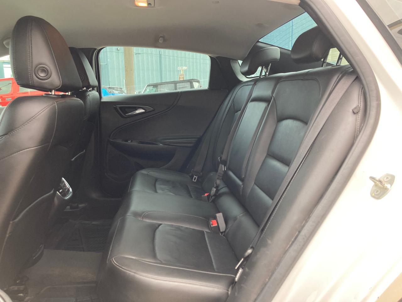 2018 Chevrolet Malibu LT - Photo #15