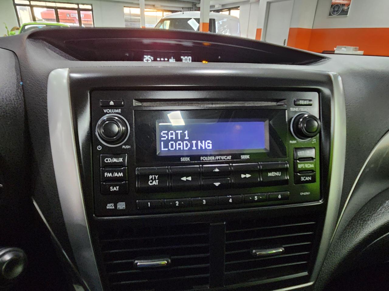 2011 Subaru Forester X Limited Sunroof Heated Seats Clean Ice cold Air - Photo #35