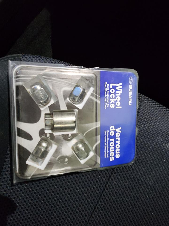 2011 Subaru Forester X Limited Sunroof Heated Seats Clean Ice cold Air - Photo #39