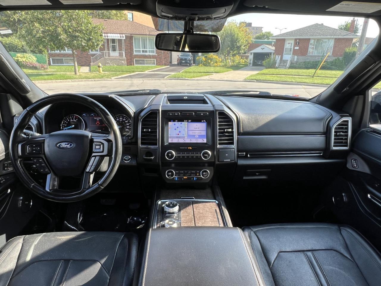 2019 Ford Expedition LIMITED MAX 4X4 Photo