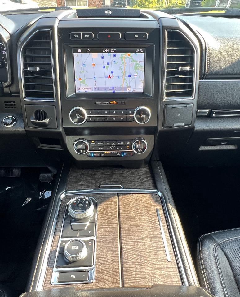 2019 Ford Expedition LIMITED MAX 4X4 Photo