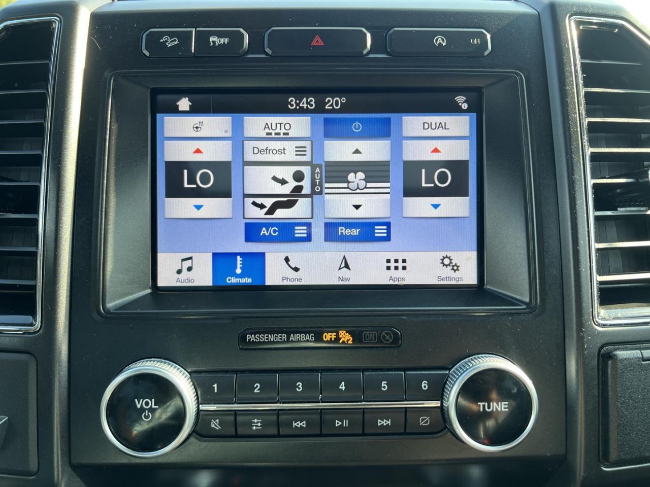 2019 Ford Expedition LIMITED MAX 4X4 Photo