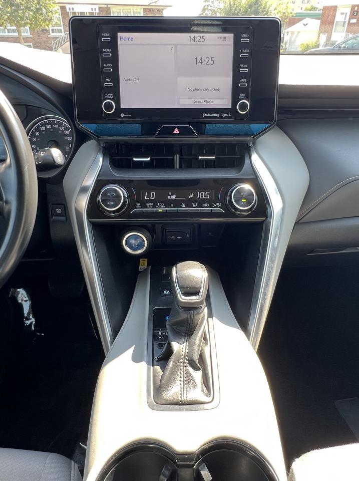 2021 Toyota Venza LE AWD - Photo #14