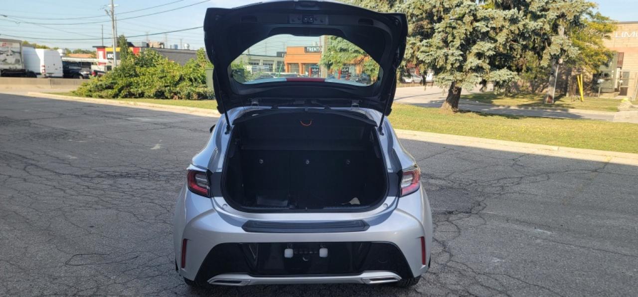 2021 Toyota Corolla Hatchback Base - Photo #5