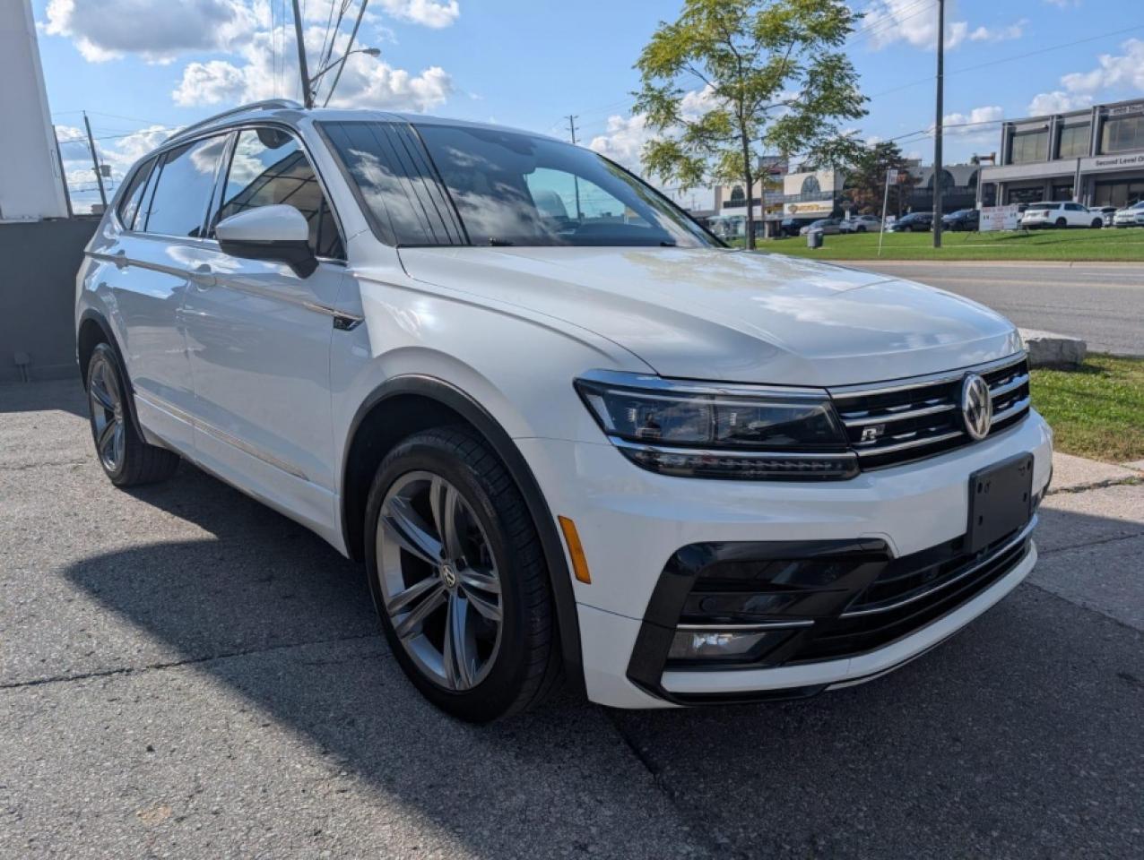 2019 Volkswagen Tiguan HIGHLINE R-LINE / CLEAN CARFAX/ VIRTUAL COCKPIT - Photo #8