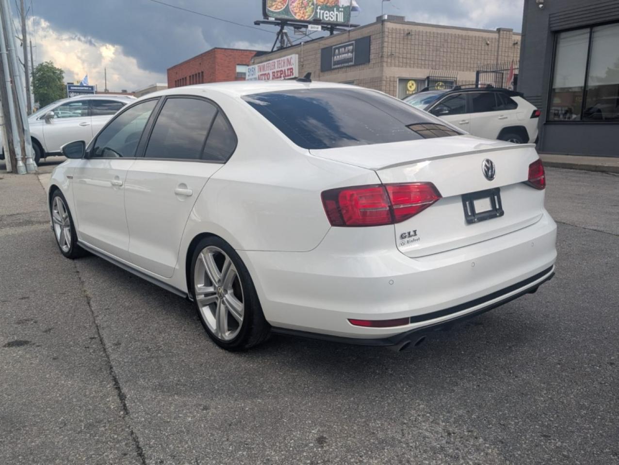 2017 Volkswagen Jetta GLI 2.0T GLI AUTOBAHN / NAVI / ROOF - Photo #6