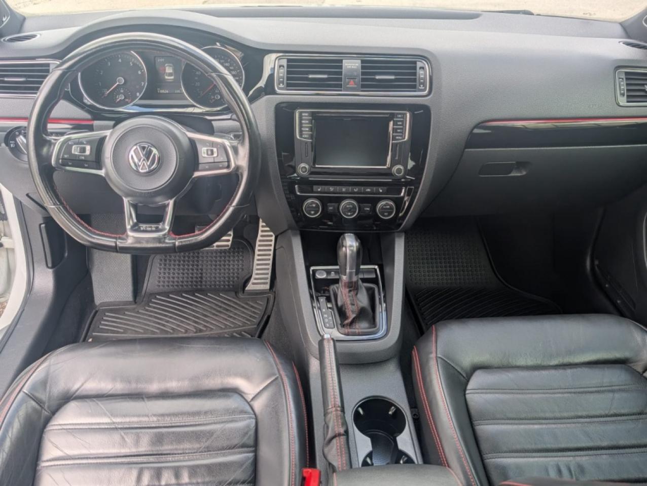 2017 Volkswagen Jetta GLI 2.0T GLI AUTOBAHN / NAVI / ROOF - Photo #10