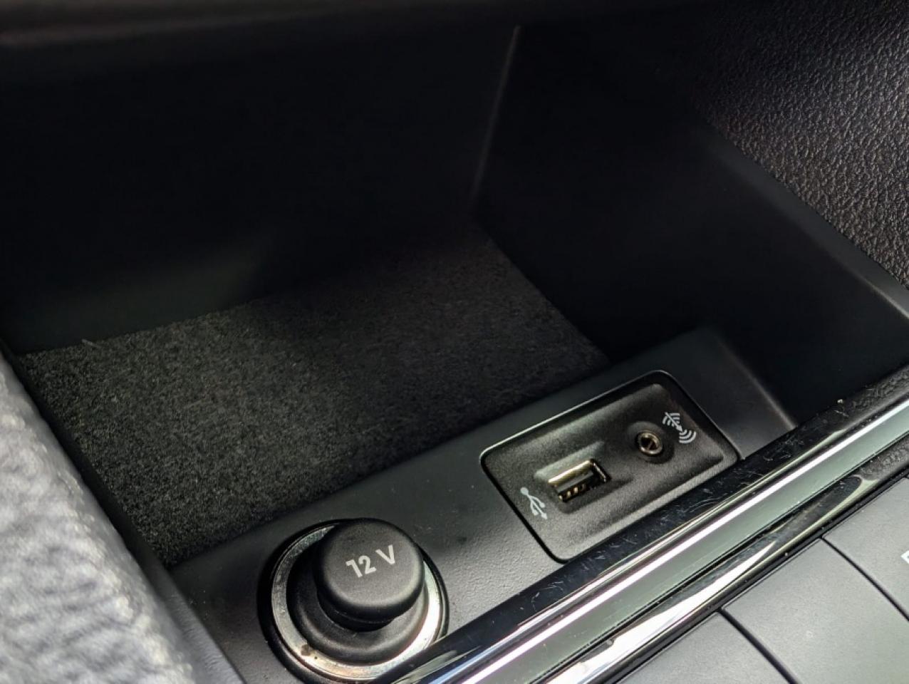 2017 Volkswagen Jetta GLI 2.0T GLI AUTOBAHN / NAVI / ROOF - Photo #21