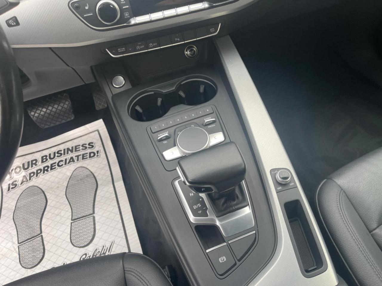 2017 Audi A4 2.0T QUATTRO PROGRESSIV / NAVI / ROOF - Photo #21