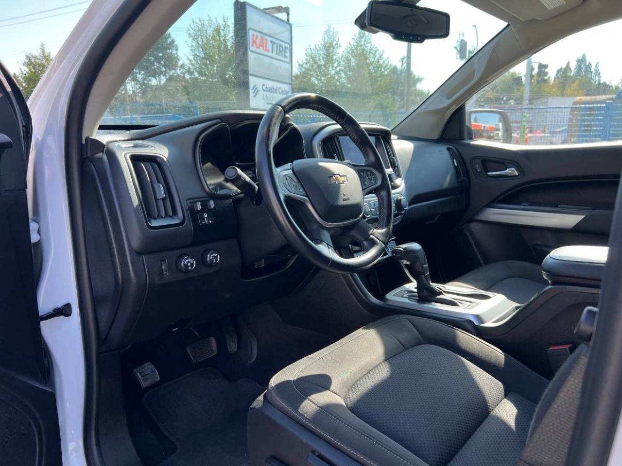 2021 Chevrolet Colorado 4WD LT - Photo #15