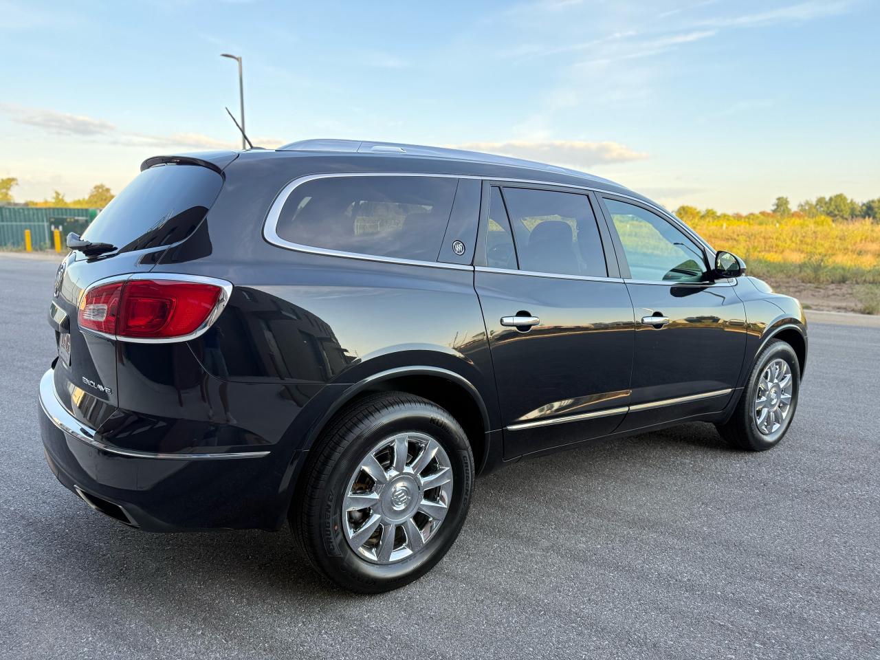 2015 Buick Enclave Leather - Photo #4