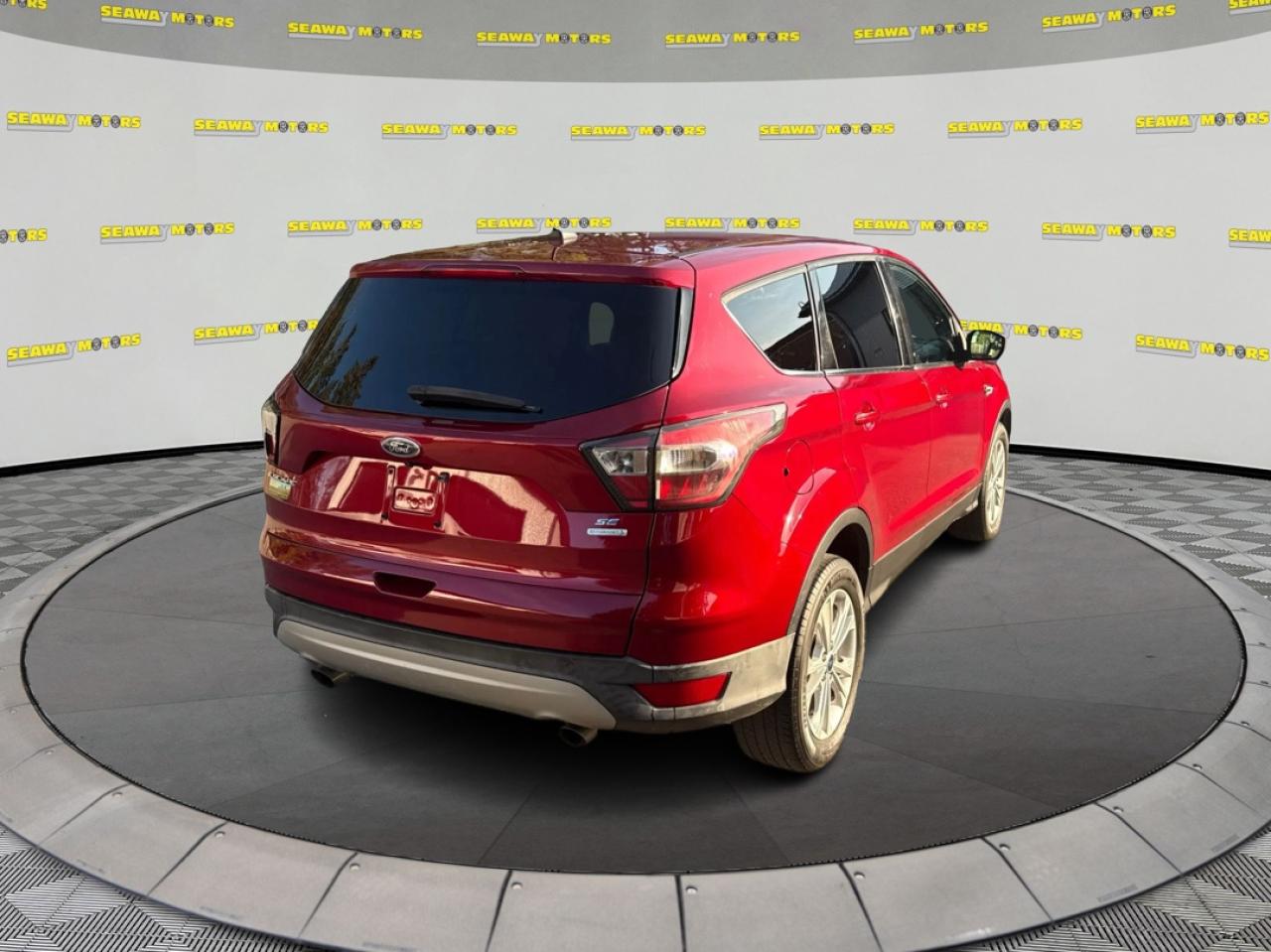 2017 Ford Escape  - Photo #3