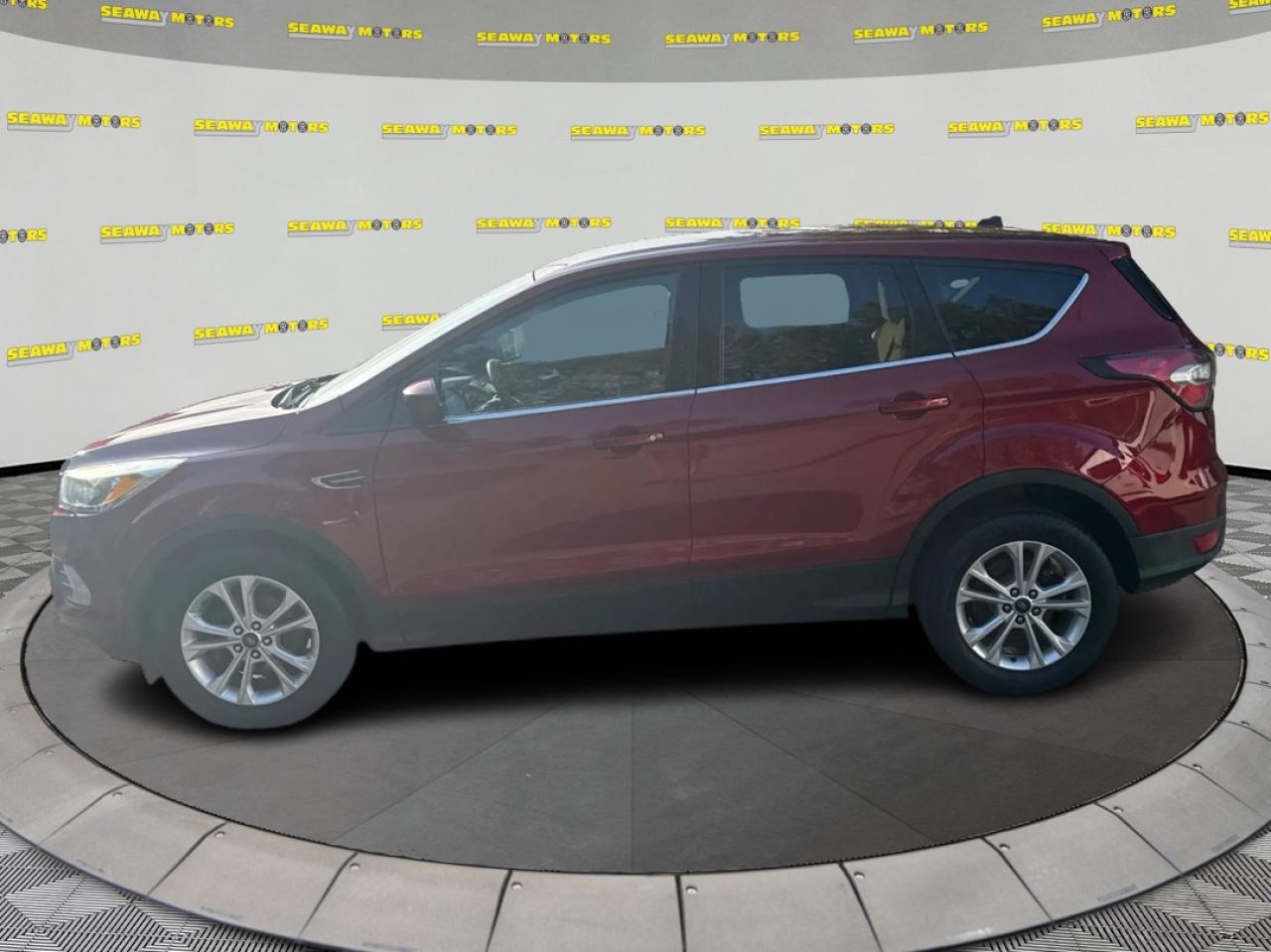 2017 Ford Escape  - Photo #6