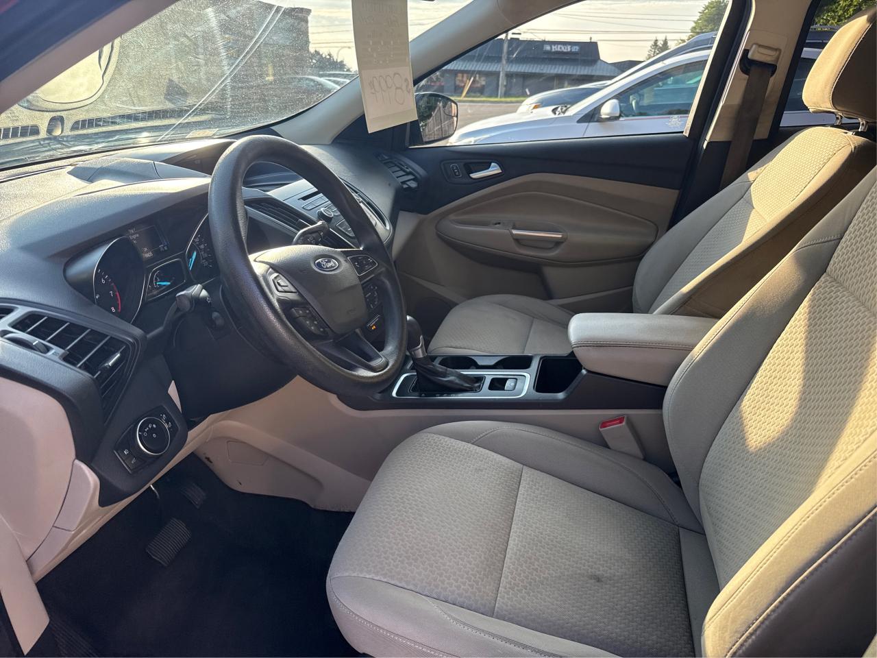 2017 Ford Escape  - Photo #9