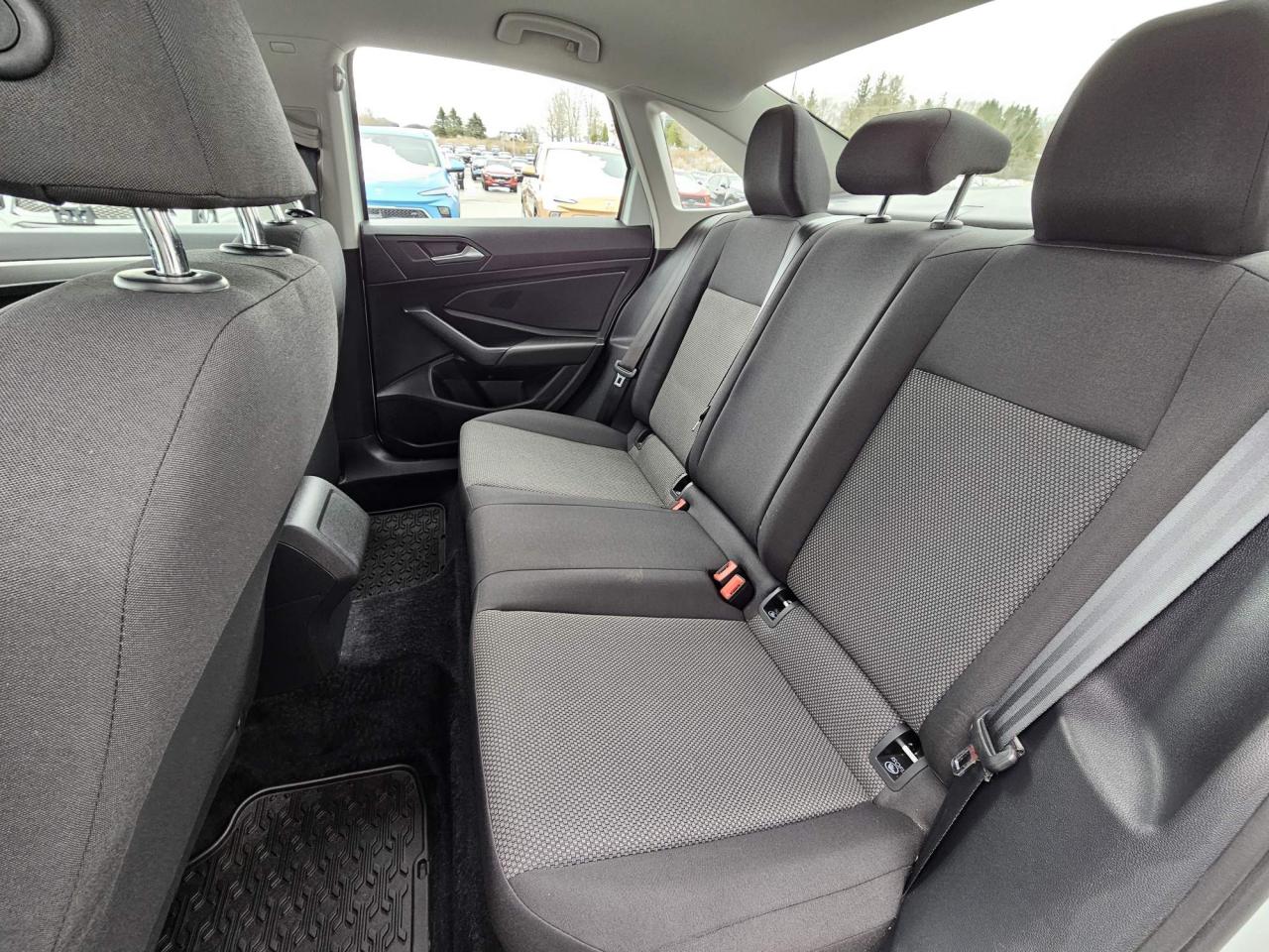 2020 Volkswagen Jetta Comfortline One Owner | 16" Wheels Photo