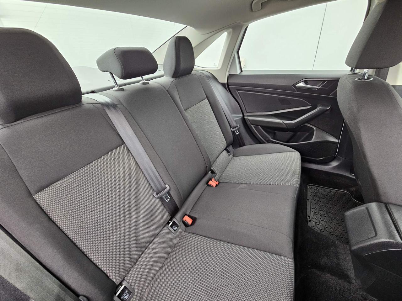 2020 Volkswagen Jetta Comfortline One Owner | 16" Wheels Photo