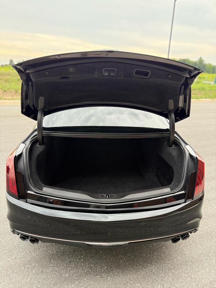 2019 Cadillac CT6 V Blackwing - Photo #12