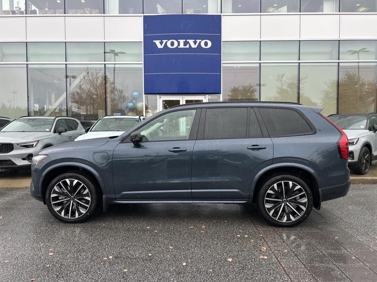 New 2026 Volvo XC90 Plug-In Hybrid T8 AWD Ultra Dark Theme 7-Seater for sale in Surrey, BC
