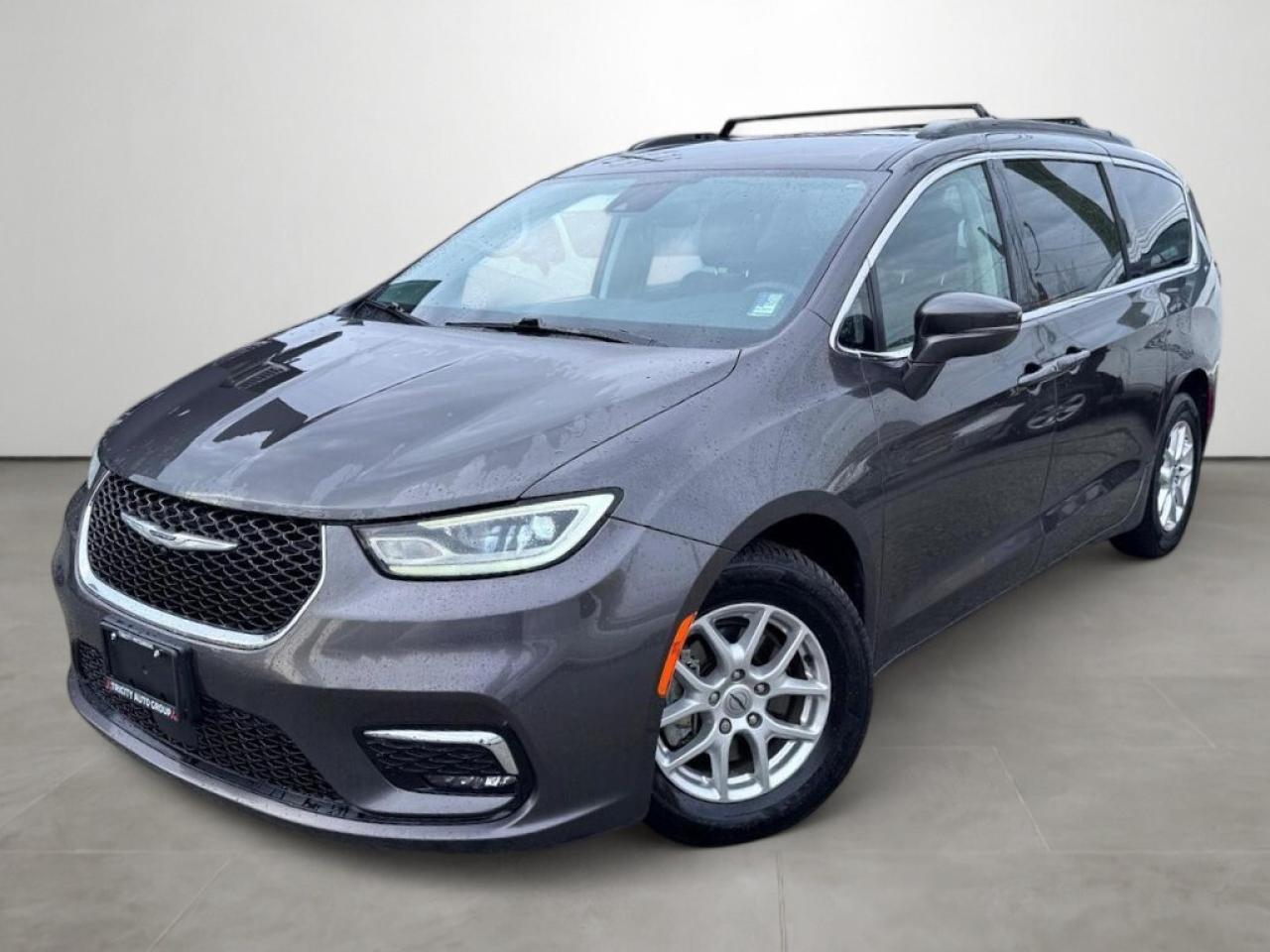 Used 2022 Chrysler Pacifica Touring L - Parking Sensors, Leather, Heated Seats for sale in Coquitlam, BC