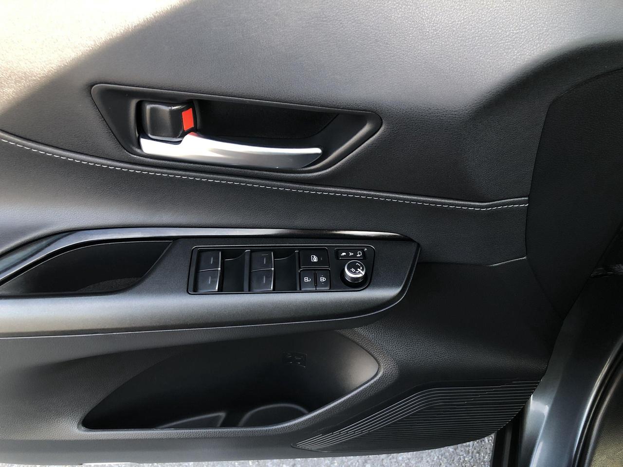 2024 Toyota Venza LE HYBRID, AWD, HTD. SEATS, BLIS, ALLOYS Photo