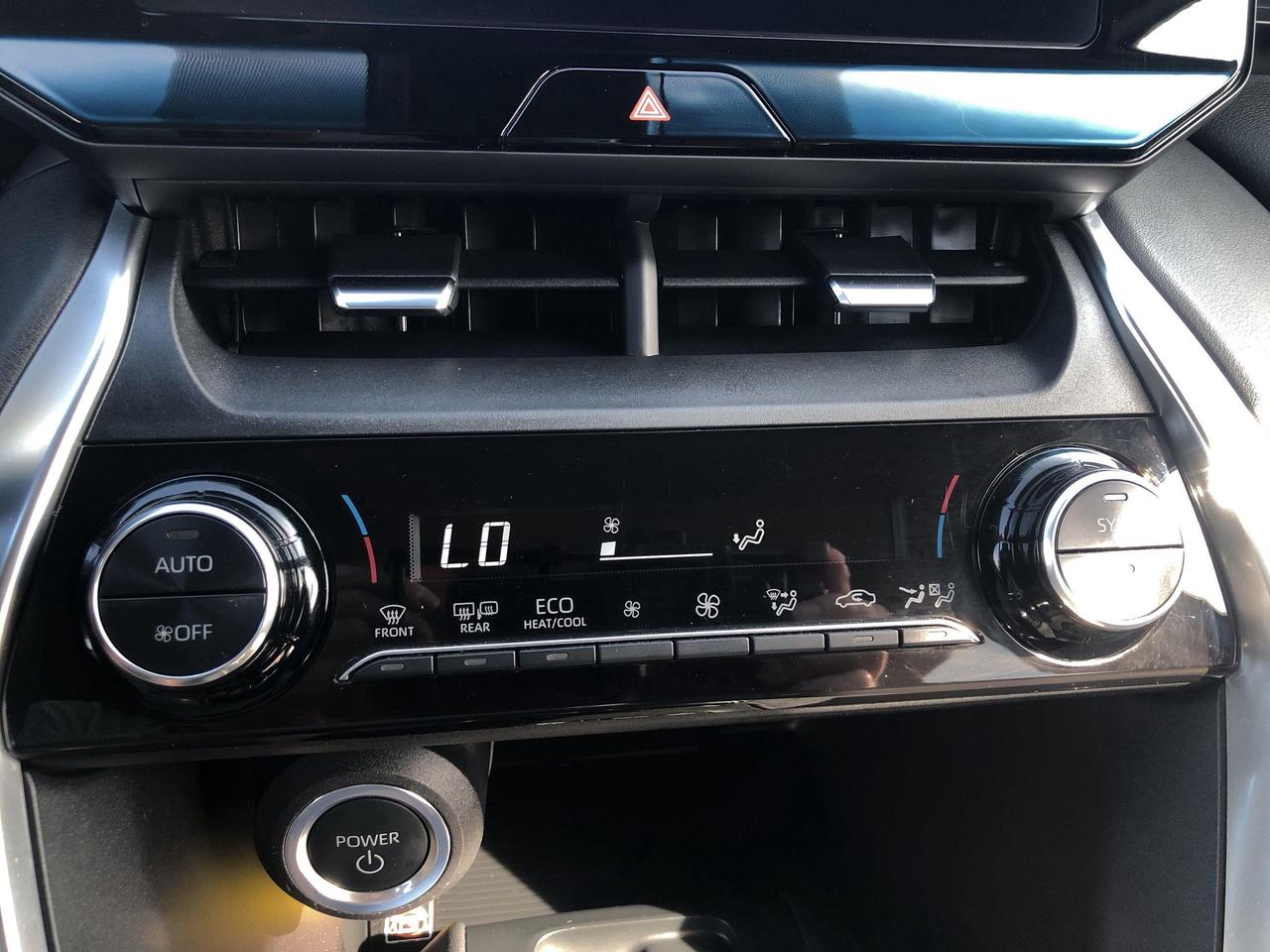 2024 Toyota Venza LE HYBRID, AWD, HTD. SEATS, BLIS, ALLOYS Photo