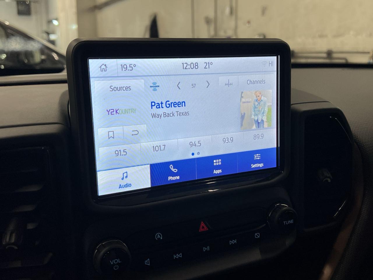 2023 Ford Bronco Sport OUTER BANKS AWD | HTD LEATHER | CARPLAY | ALLOYS Photo