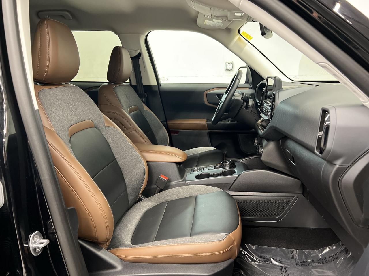 2023 Ford Bronco Sport OUTER BANKS AWD | HTD LEATHER | CARPLAY | ALLOYS Photo