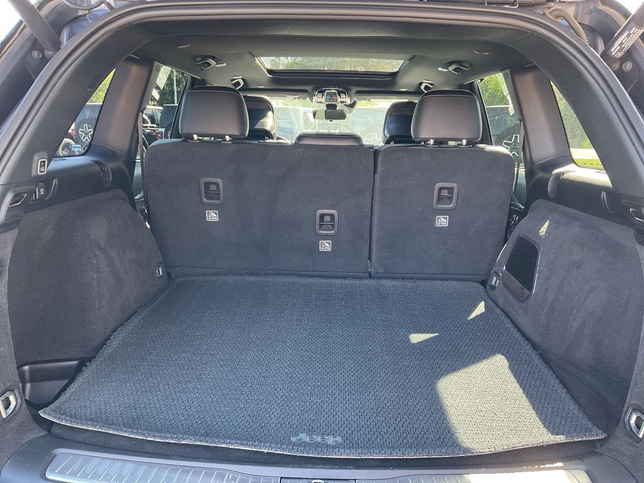 2023 Jeep Grand Cherokee ADVANCED PRO TECH/LUXURY TECH GROUP Photo