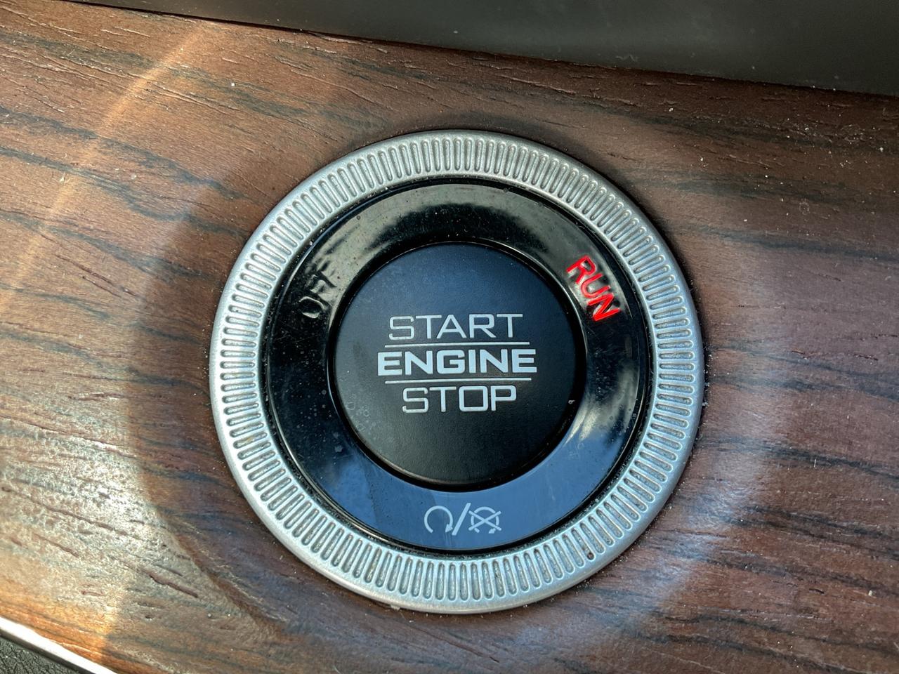 2023 Jeep Grand Cherokee ADVANCED PRO TECH/LUXURY TECH GROUP Photo