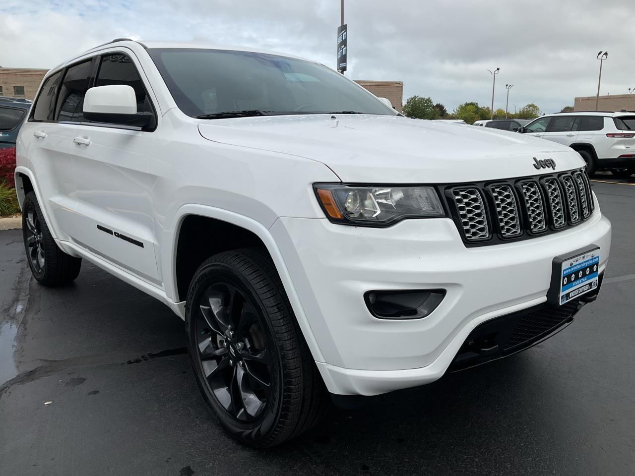 2021 Jeep Grand Cherokee NAV / TRAILER TOW GROUP / ALPINE SPEAKERS / 4x4 Photo