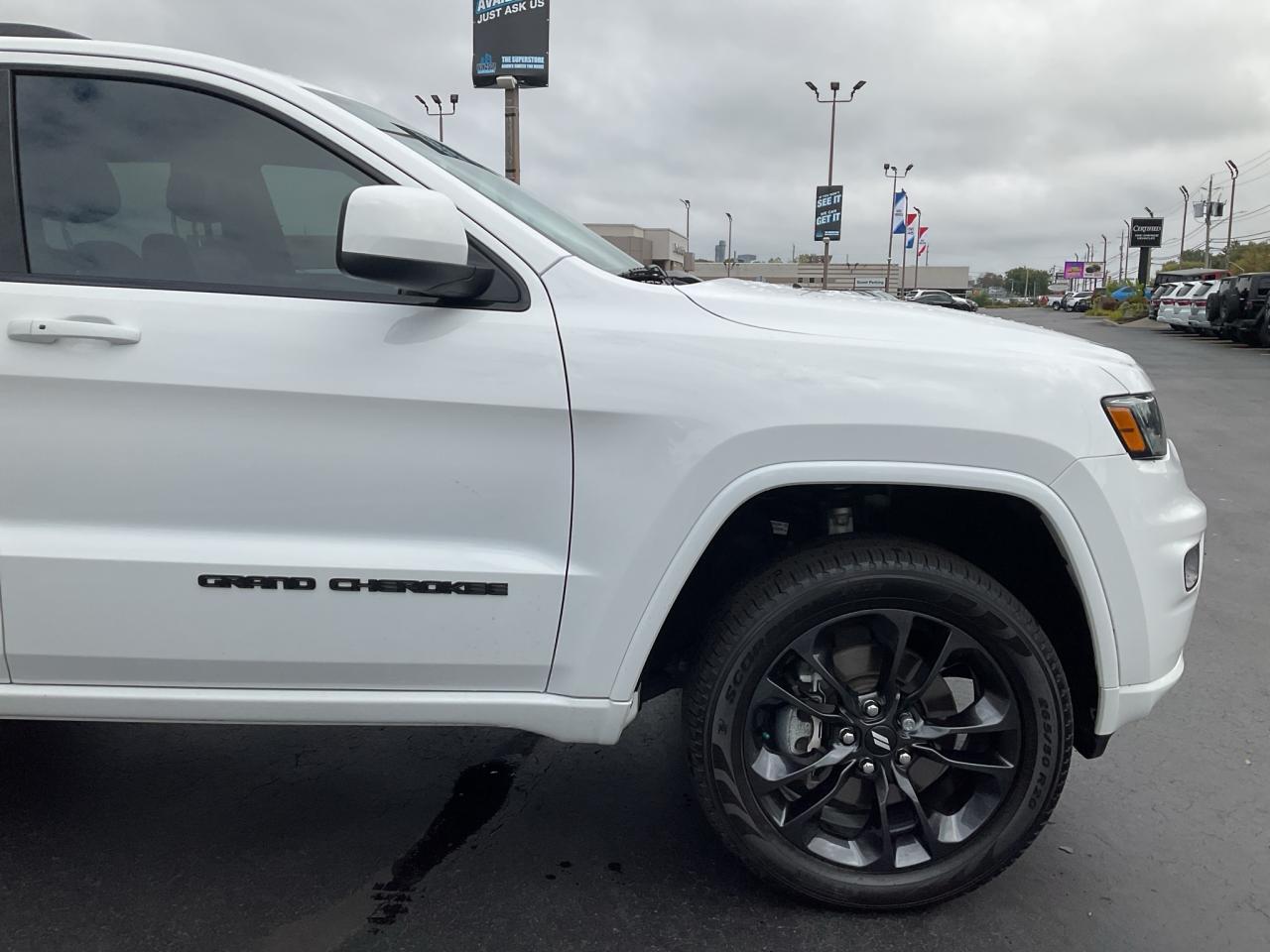 2021 Jeep Grand Cherokee NAV / TRAILER TOW GROUP / ALPINE SPEAKERS / 4x4 Photo