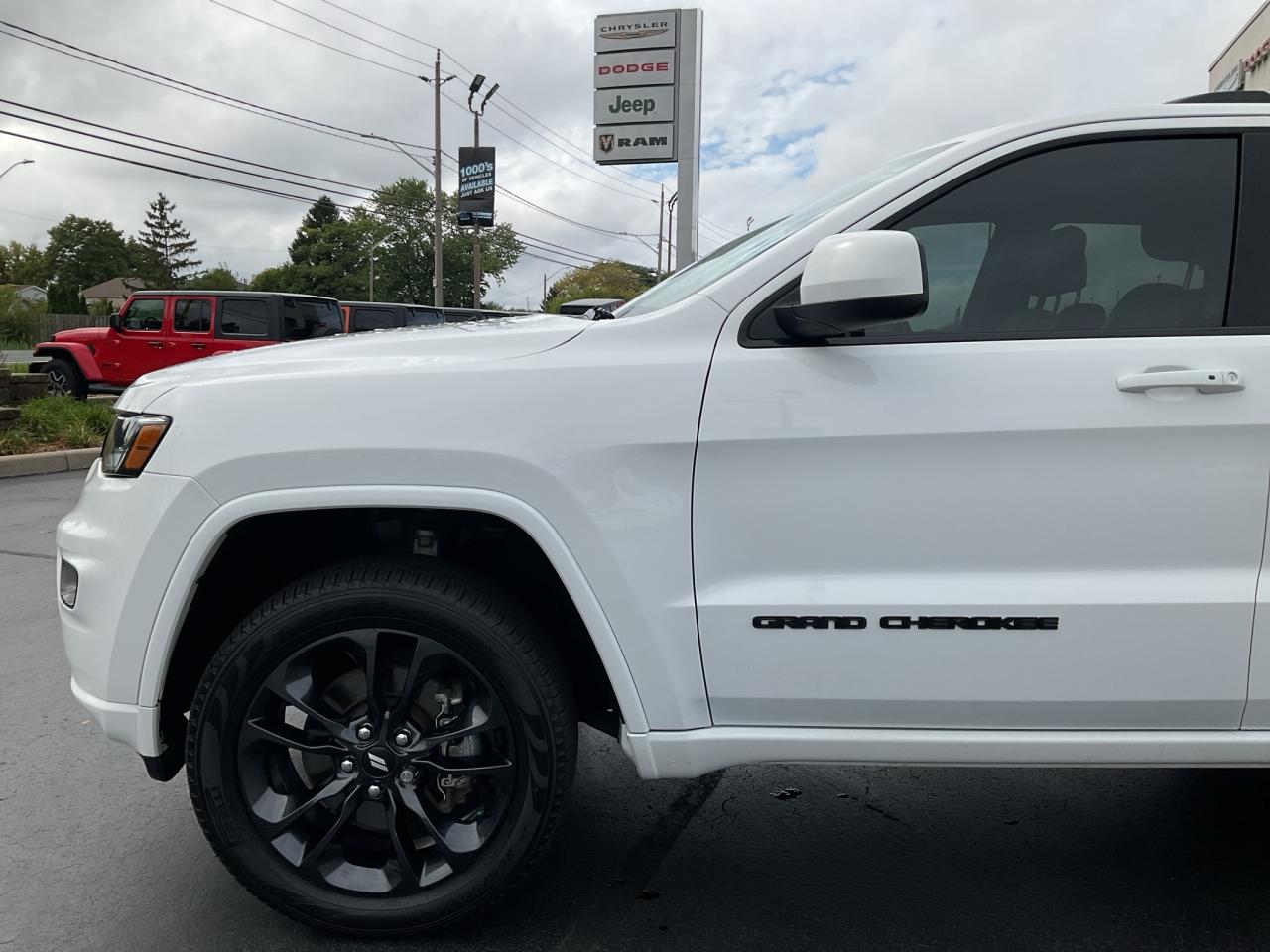 2021 Jeep Grand Cherokee NAV / TRAILER TOW GROUP / ALPINE SPEAKERS / 4x4 Photo