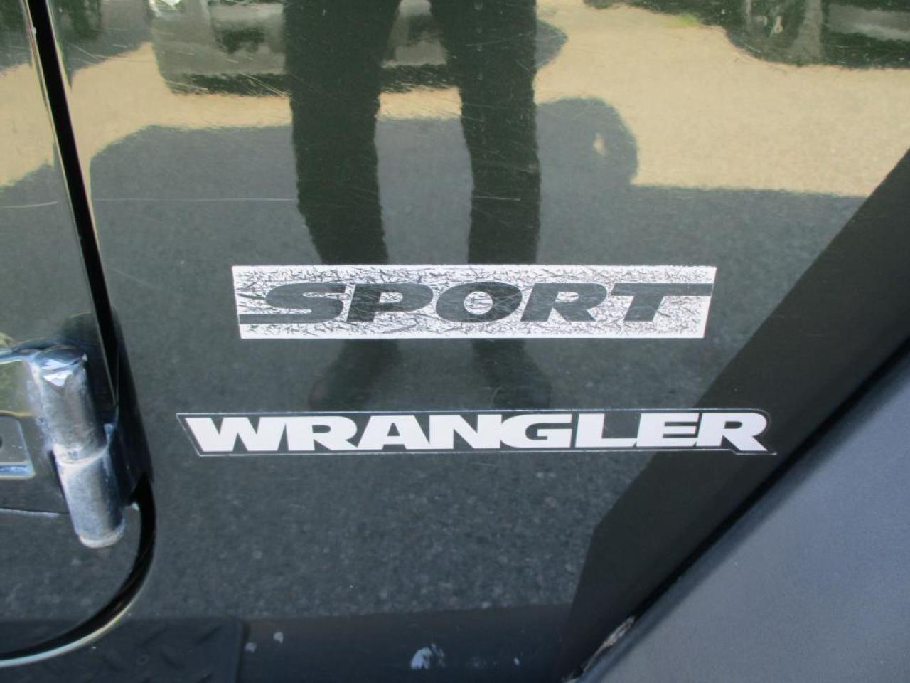 2010 Jeep Wrangler Sport 4WD - Photo #9