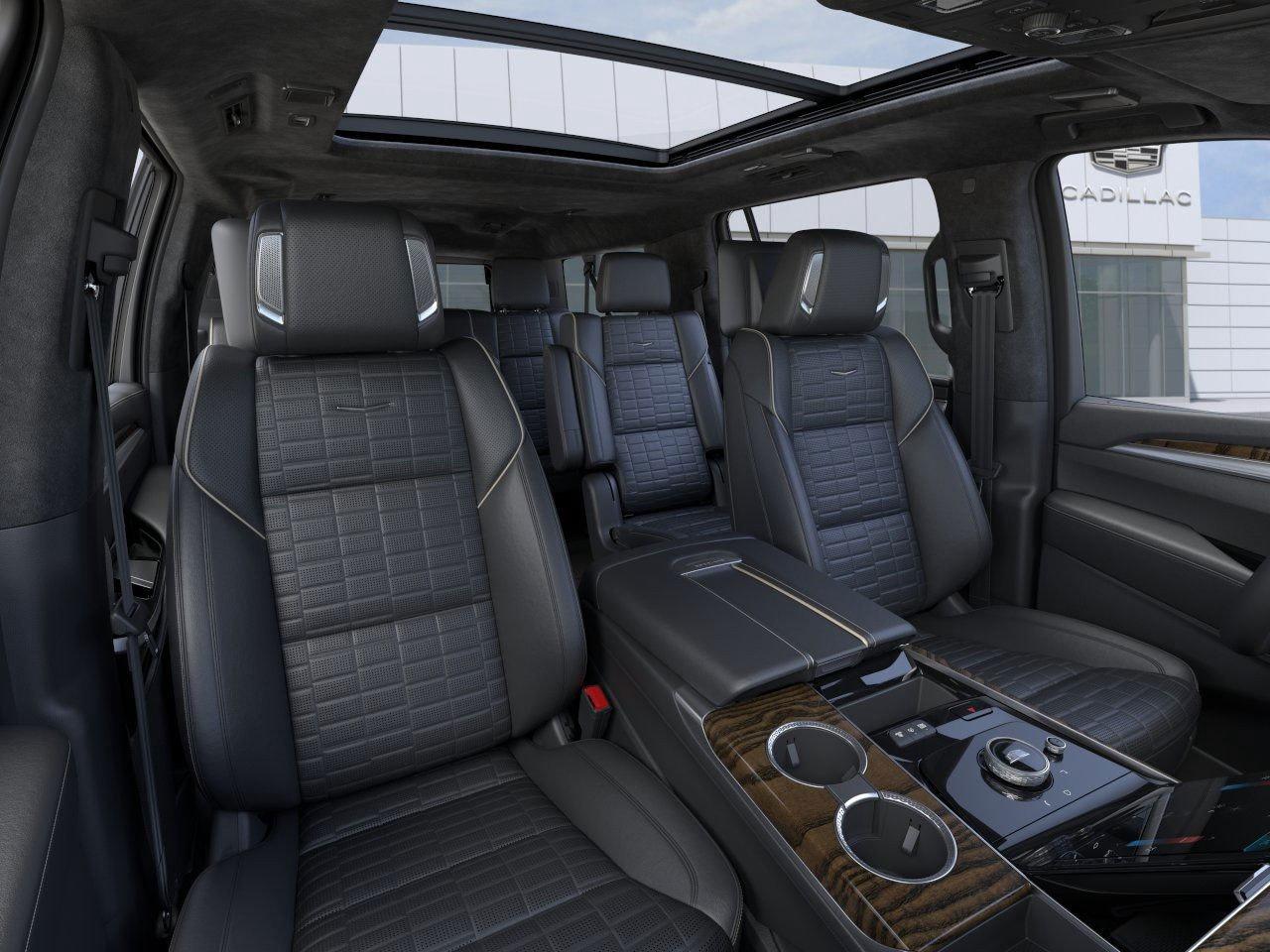 2025 Cadillac Escalade ESV 4WD Sport Platinum 4WD Sport Platinum Photo