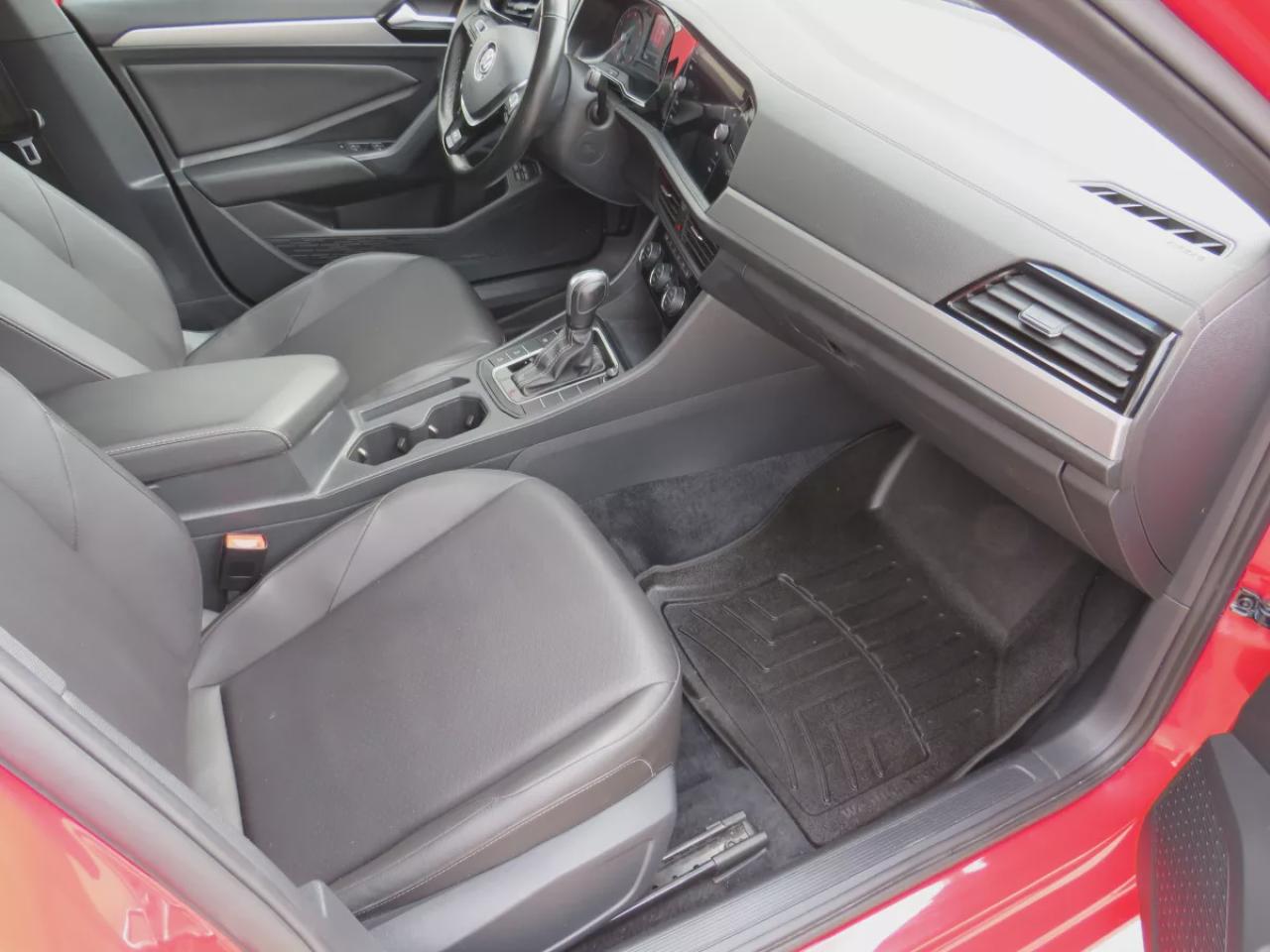 2021 Volkswagen Jetta Highline (**CLEAN TITLE/NO ACCIDENTS!!**SAFETY/CERTIFIED!!**ALLOY RIMS**FOG LIGHTS**LEATHER**NAVIGATION**SUNROOF**PUSH BUTTON START**HEATED SEATS/STEERING WHEEL**DUAL CLIMATE CONTROL**REVERSE CAMERA**DIGITAL TOUCHSCREEN**CRUISE CONTROL**BLUETOOTH**USB**) Photo