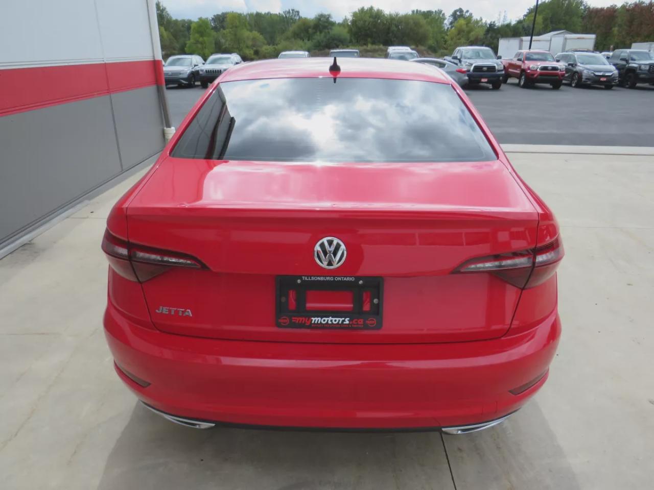 2021 Volkswagen Jetta Highline (**CLEAN TITLE/NO ACCIDENTS!!**SAFETY/CERTIFIED!!**ALLOY RIMS**FOG LIGHTS**LEATHER**NAVIGATION**SUNROOF**PUSH BUTTON START**HEATED SEATS/STEERING WHEEL**DUAL CLIMATE CONTROL**REVERSE CAMERA**DIGITAL TOUCHSCREEN**CRUISE CONTROL**BLUETOOTH**USB**) Photo