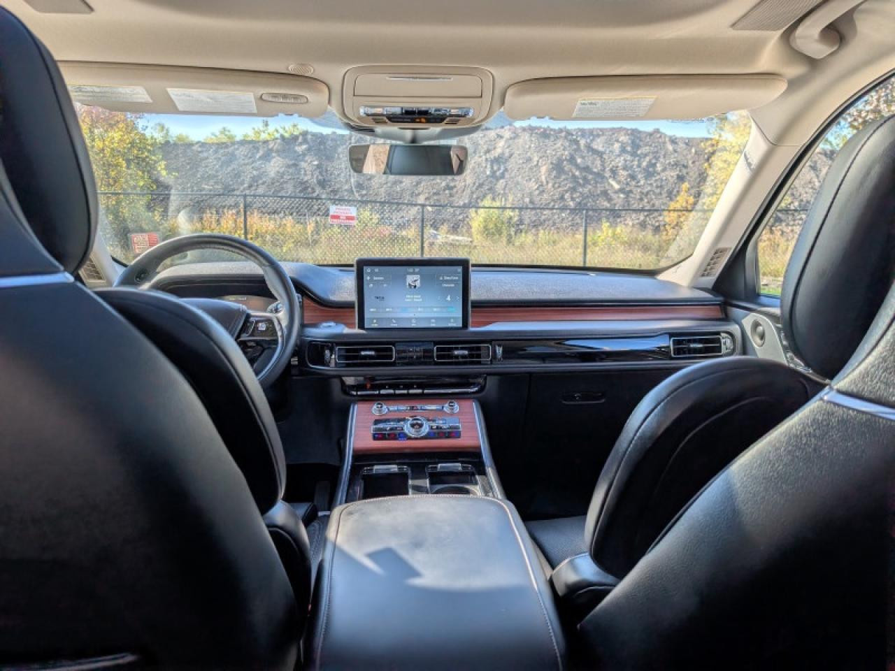 2023 Lincoln Aviator Reserve  **ILLUMINATION PACKAGE - 201A** Photo