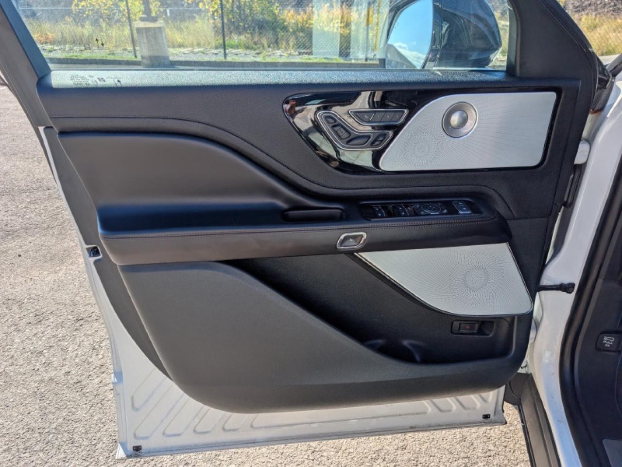 2023 Lincoln Aviator Reserve  **ILLUMINATION PACKAGE - 201A** Photo
