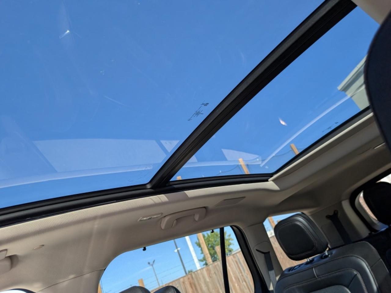 2023 Lincoln Aviator Reserve  **ILLUMINATION PACKAGE - 201A** Photo