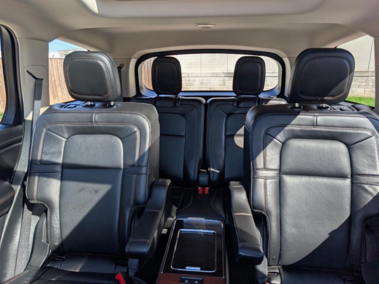 2023 Lincoln Aviator Reserve  **ILLUMINATION PACKAGE - 201A** Photo