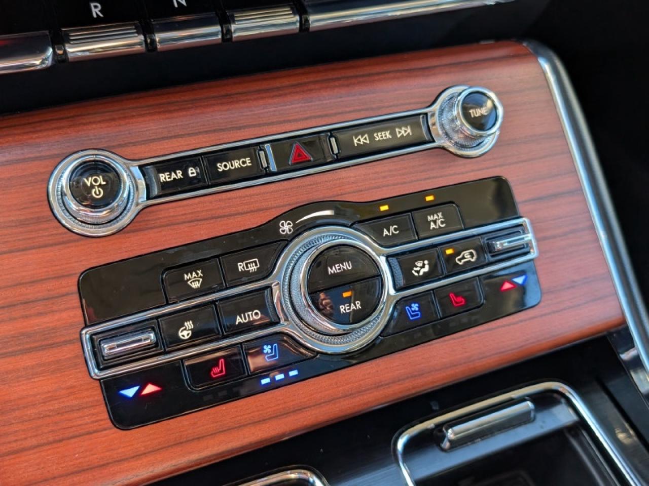 2023 Lincoln Aviator Reserve  **ILLUMINATION PACKAGE - 201A** Photo