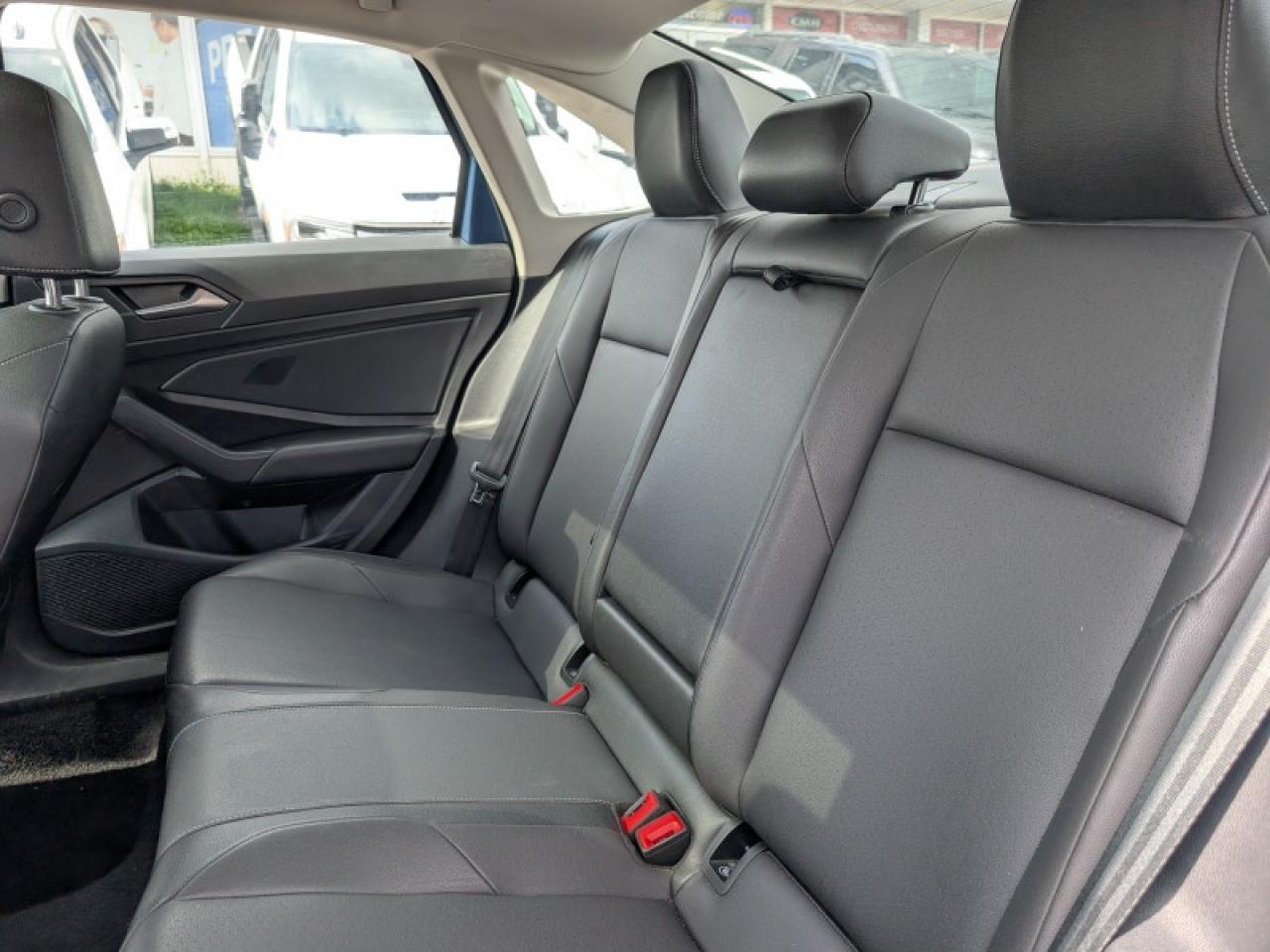 2021 Volkswagen Jetta Highline  **SUNROOF - BLIND SPOT** Photo