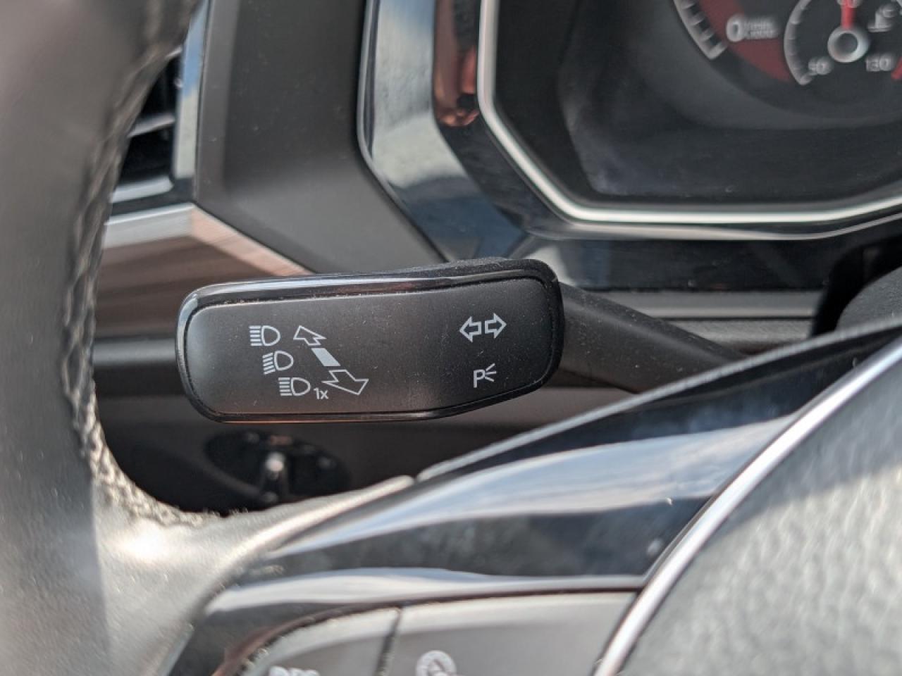 2021 Volkswagen Jetta Highline  **SUNROOF - BLIND SPOT** Photo