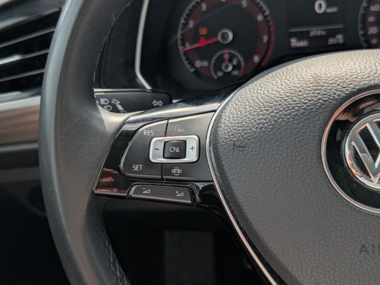 2021 Volkswagen Jetta Highline  **SUNROOF - BLIND SPOT** Photo