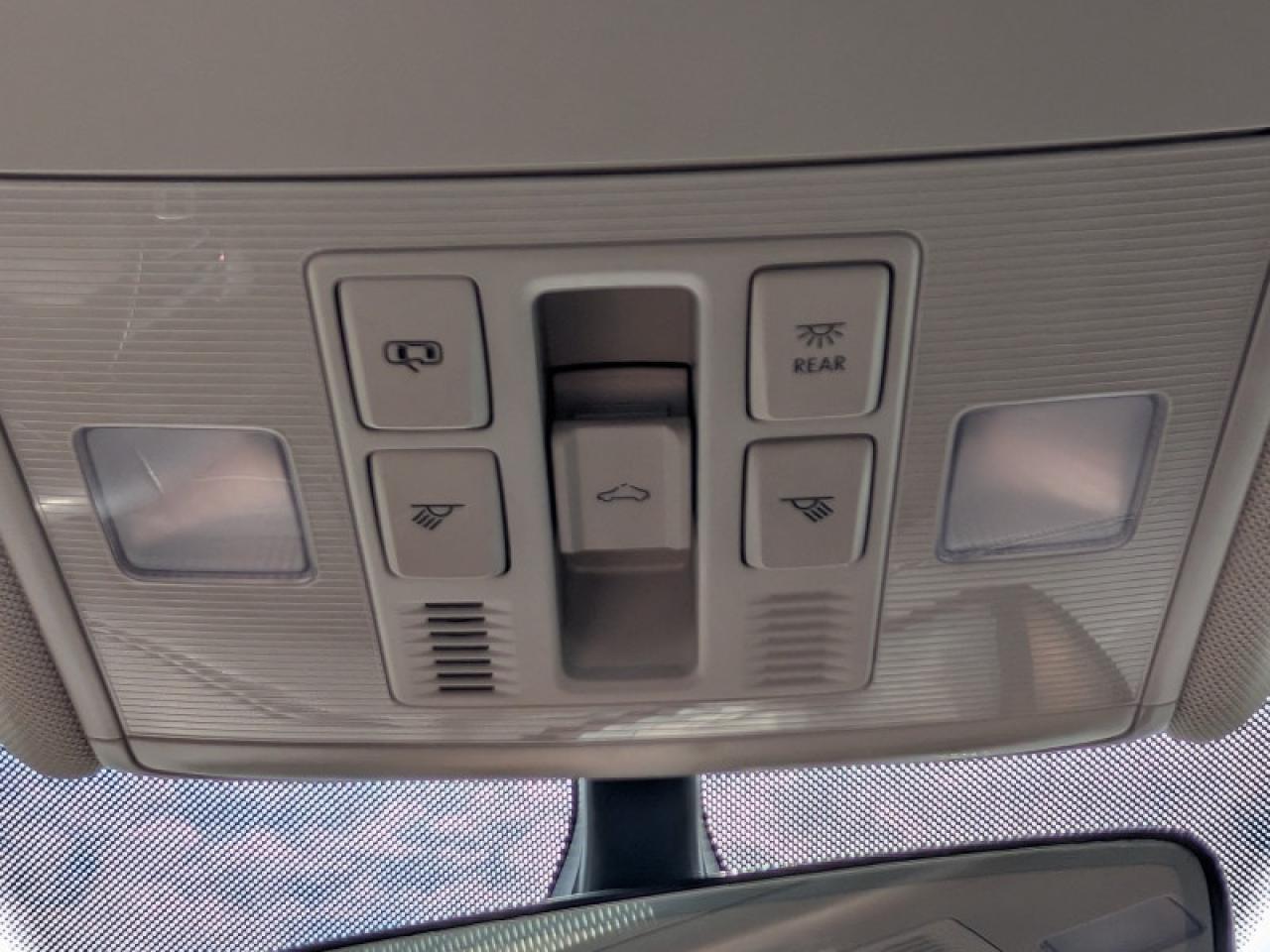 2021 Volkswagen Jetta Highline  **SUNROOF - BLIND SPOT** Photo