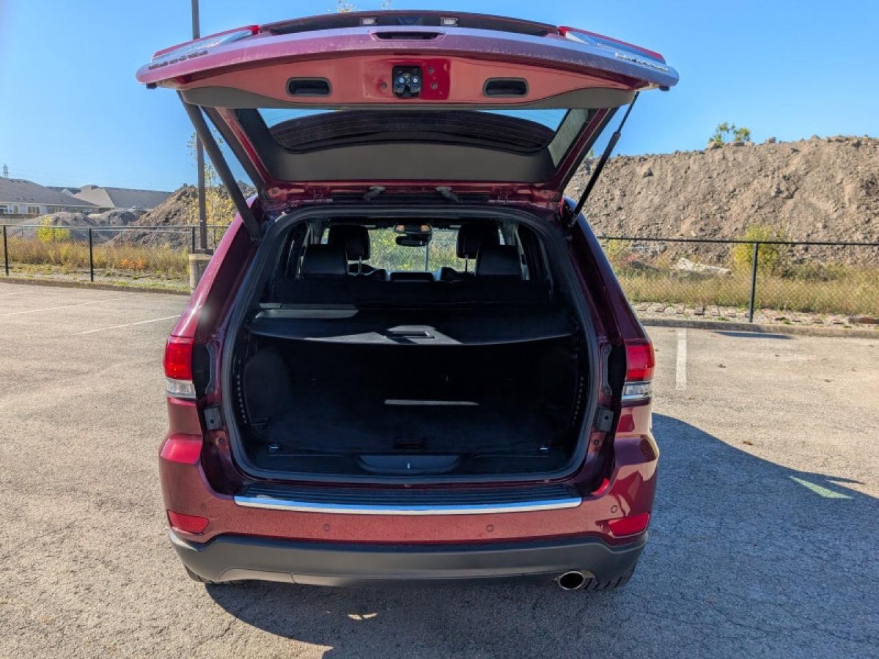 2020 Jeep Grand Cherokee Limited  **PROTECH GROUP - UCONNECT** Photo